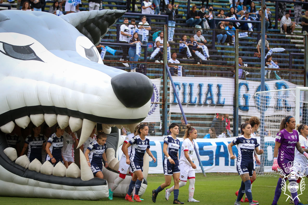 No pudo de local – Club de Gimnasia y Esgrima La Plata